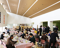 懇親会