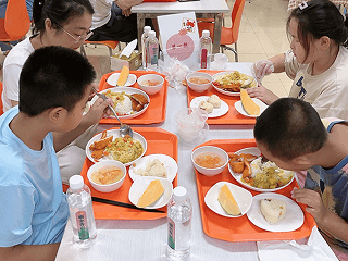 工場見学（大連ハウス食品社）