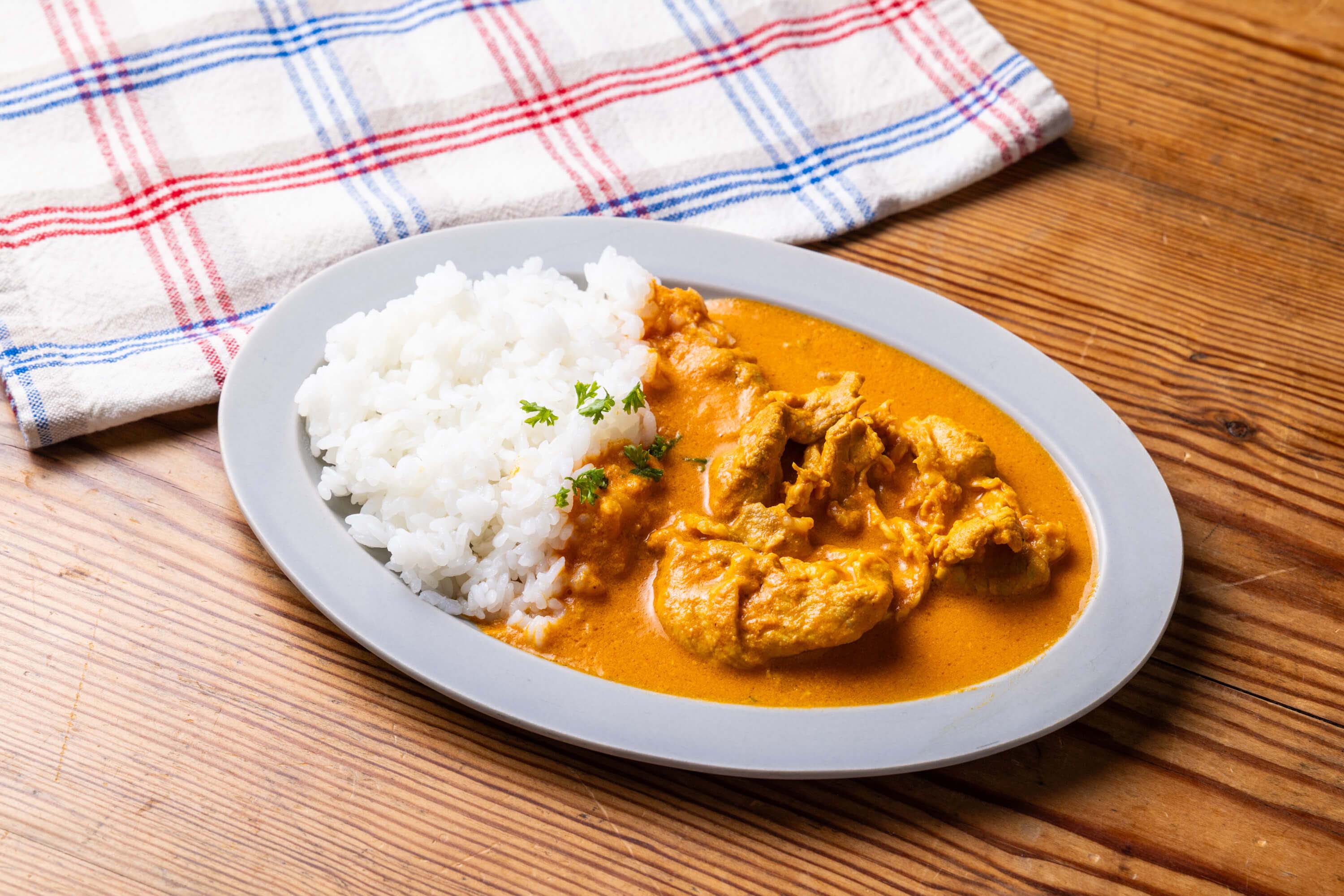 ② 包丁いらずで10分!バターポークカレー