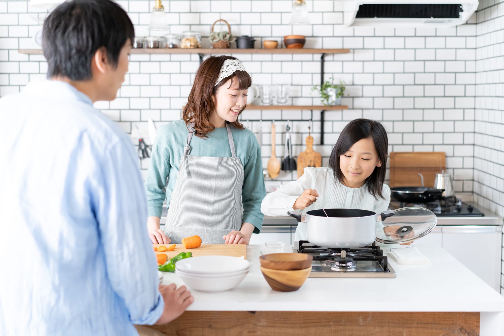 任せる気持ちが大事！子どもたちを成長させる食卓のお手伝いの秘訣6選