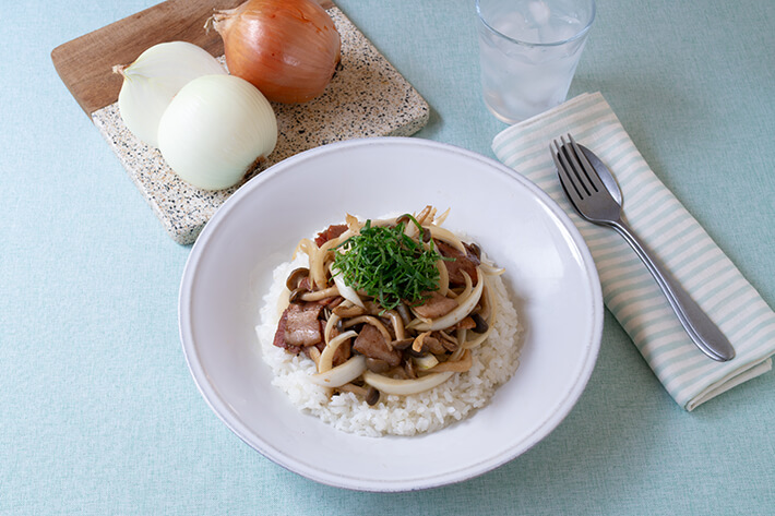 ジャポネスマイルボール丼ぶり
